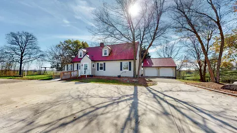 1455 Irvine Rd, Winchester, KY 40391