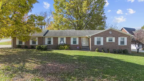 633 Seminole Trl, Georgetown, KY 40324