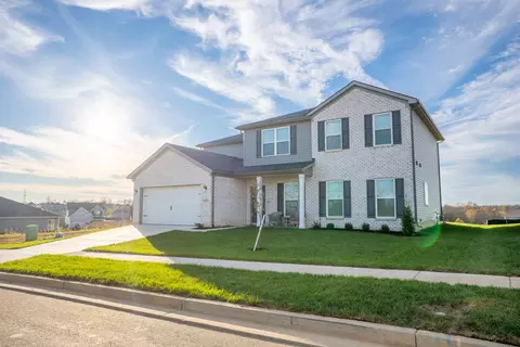 137 Oxford Lndg Dr, Georgetown, KY 40324
