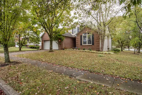 541 Forest Hill Dr, Lexington, KY 40509