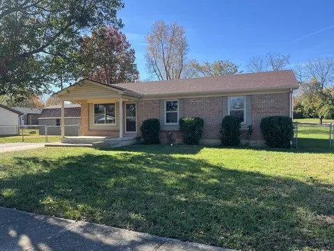 301 Yorktown Dr, Paris, KY 40361