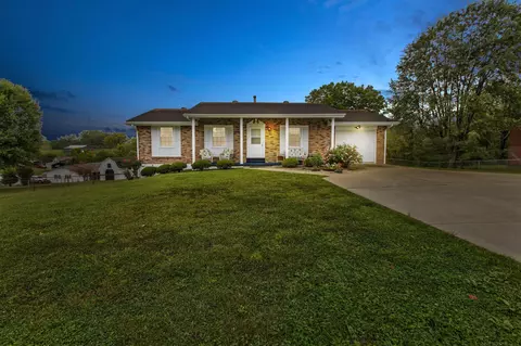 548 Melanie Ln, Mount Sterling, KY 40353