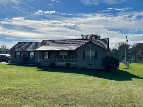 1022 Barker Lane W Ln, Berea, KY 40403