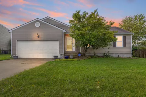 108 Ridge Crest Dr, Nicholasville, KY 40356