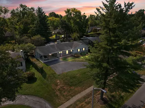 1870 Parkers Mill Rd, Lexington, KY 40504