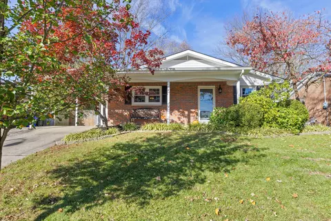 3423 Saybrook Rd, Lexington, KY 40503