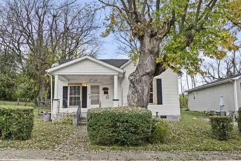 1119 Race St, Richmond, KY 40475
