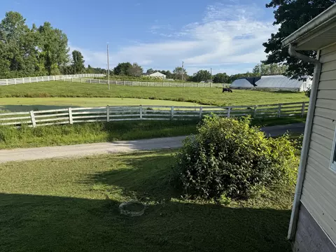 Exterior - 22 Hughes Fork Rd, Mckee, KY 40447 photo 5 of 8