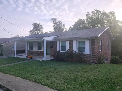 479 Chestnut St, Harrodsburg, KY 40330