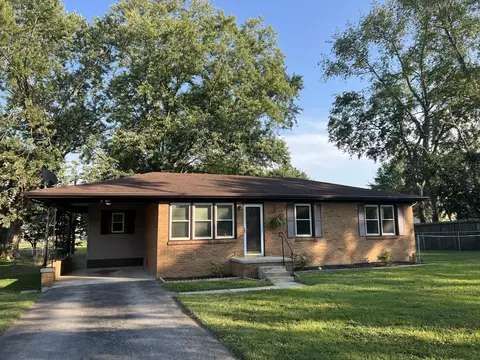 2606 Buckner Dr, Hopkinsville, KY 42240