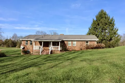 150 Privacy Ln, Winchester, KY 40391