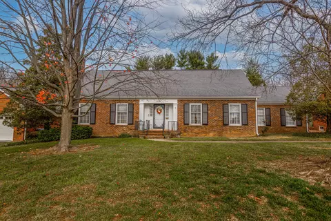317 Jesselin Dr, Lexington, KY 40503