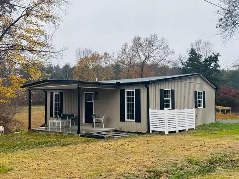 563 Gentry Mill Rd, Columbia, KY 42728