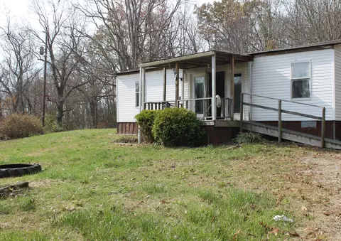 2611 Pine Ridge Rd, Winchester, KY 40391