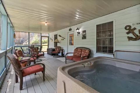 Exterior - 318 Enchanted Forest Way, Burnside, KY 42519 photo 2 of 38