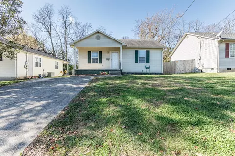 107 Bourbon Ct, Georgetown, KY 40324