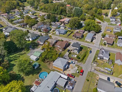 View/Area - 703 W 5th St, Corbin, KY 40701 photo 13 of 13