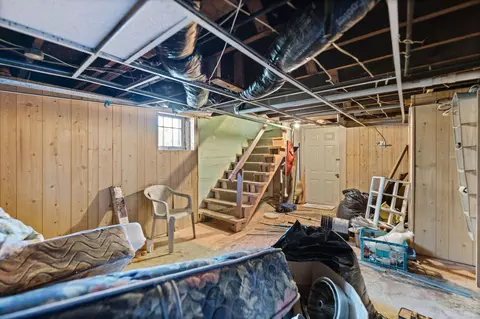 Entry Way - 703 W 5th St, Corbin, KY 40701 photo 2 of 2