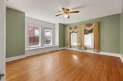 Living - 703 W 5th St, Corbin, KY 40701 photo 7 of 7
