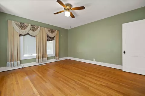 Bedroom - 703 W 5th St, Corbin, KY 40701 photo 7 of 7