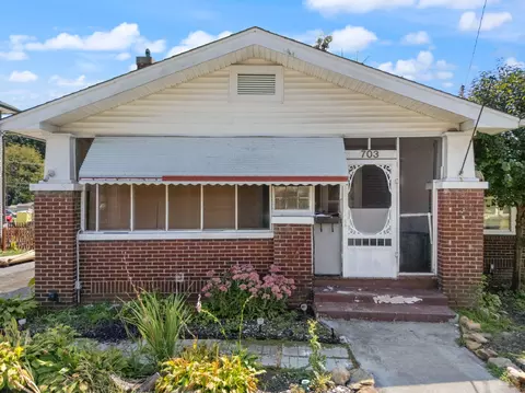 Exterior - 703 W 5th St, Corbin, KY 40701 photo 3 of 13