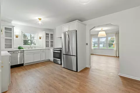 2794 Clays Mill Rd, Lexington, KY 40503