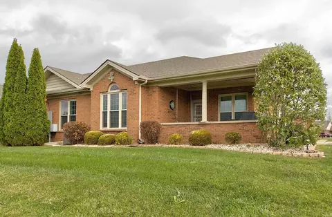 1626 Old Silo Hill Dr, Mount Sterling, KY 40353