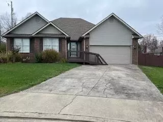 138 Shanahan Ln, Winchester, KY 40391