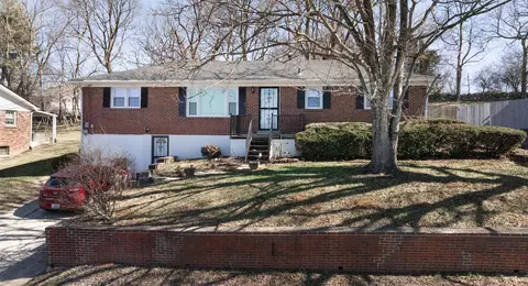 344 Senate Dr, Frankfort, KY 40601
