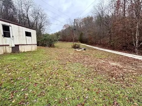 500 Hunting Fork Rd, Campton, KY 41301 photo 5