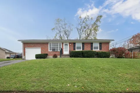 458 Stonehaven Dr, Lexington, KY 40505
