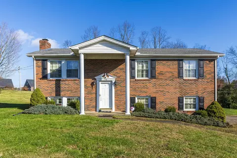 516 Martin Dr, Richmond, KY 40475
