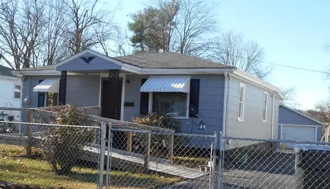103 E Kentucky Ave, Richmond, KY 40475