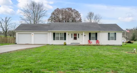 1162 Menelaus Rd, Berea, KY 40403