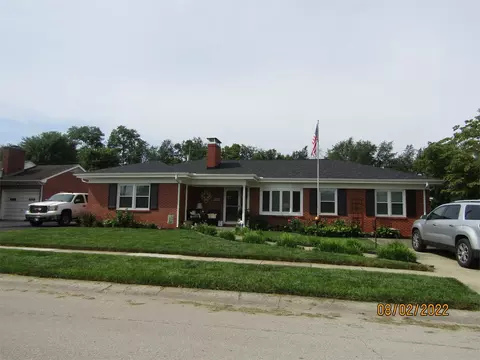 127 Woodmont Dr, Paris, KY 40361