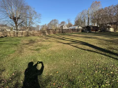 561 Oaklawn Cir, Corbin, KY 40701 photo 5