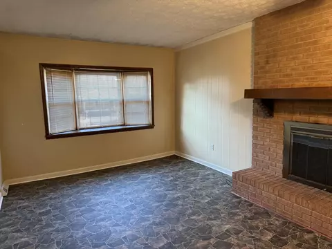 561 Oaklawn Cir, Corbin, KY 40701 photo 11