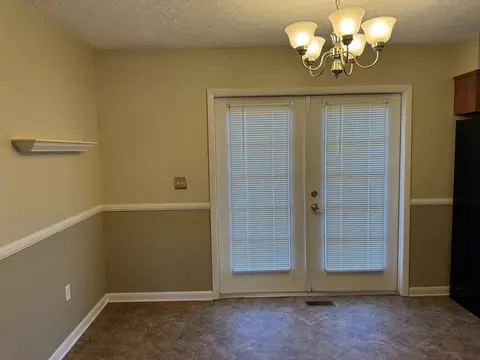 561 Oaklawn Cir, Corbin, KY 40701 photo 17