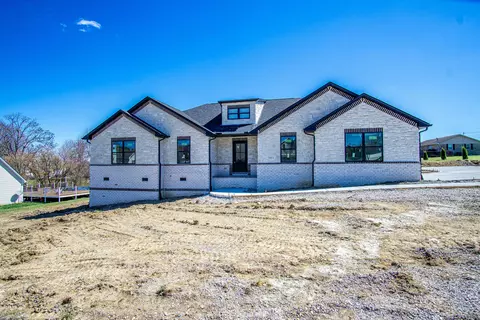 46 Caden Ln, London, KY 40744