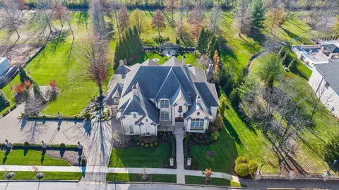 3000-3008 Bobwhite Trl, Lexington, KY 40509