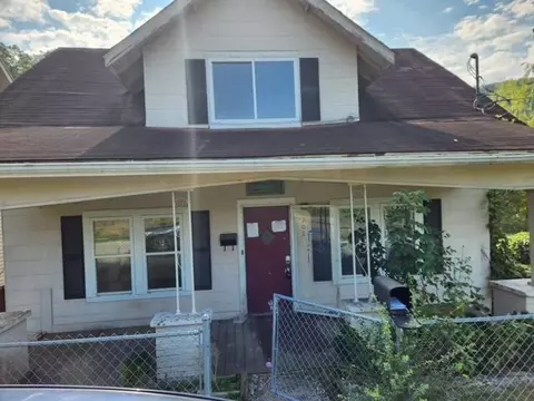209 Laurel St, Hazard, KY 41701