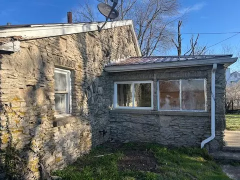 Other - 1031 E Kidds Mill Rd, Versailles, KY 40383 photo 2 of 9