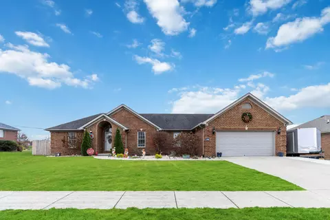 112 Oak Meadow Dr, Berea, KY 40403