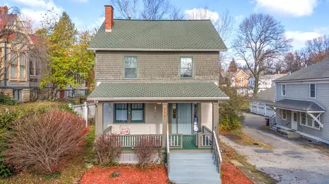 211 W High St, Mount Sterling, KY 40353
