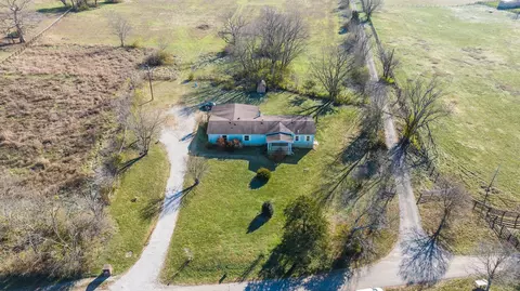 1101 Kidds Mill Rd, Versailles, KY 40383