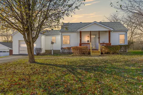 260 Hawkeegan Dr, Frankfort, KY 40601