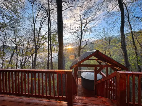 75 Sapphire Dr, Stanton, KY 40380 photo 2