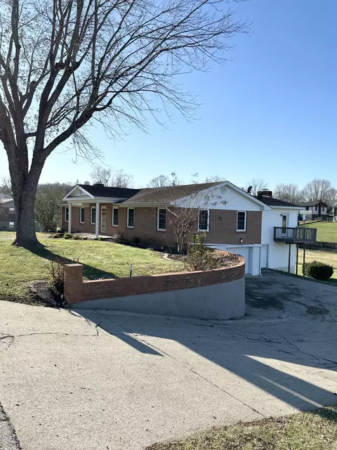 222 Walnut Ave, Somerset, KY 42503