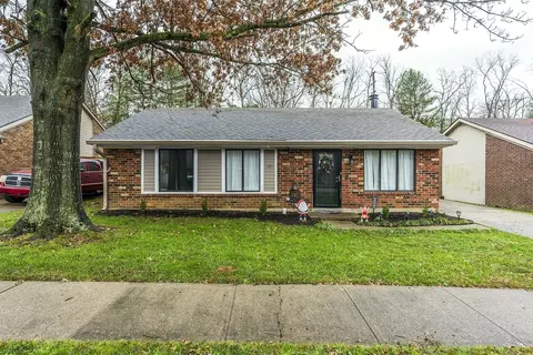 3480 Woodspring Dr, Lexington, KY 40515
