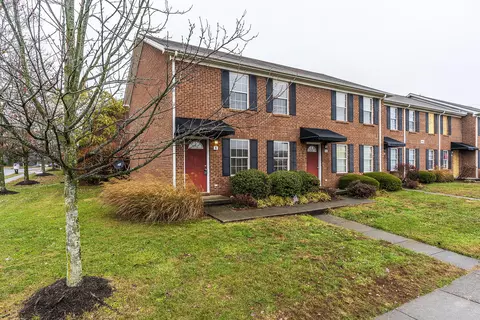 1429 Trent Blvd, Lexington, KY 40517